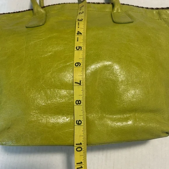 CLAUDIA FIRENZE bright Green Spacious inside medium bag / tote . Italy - Picture 5 of 15